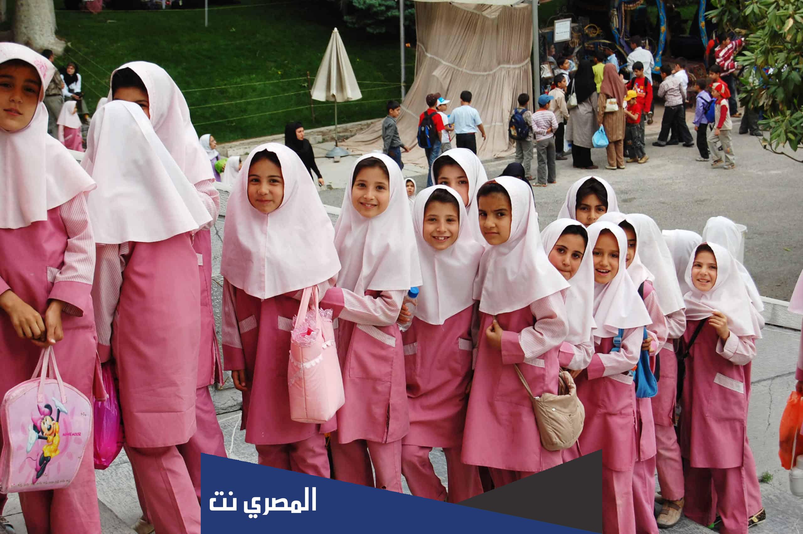 ملابس الروضة للبنات في السعودية 1443