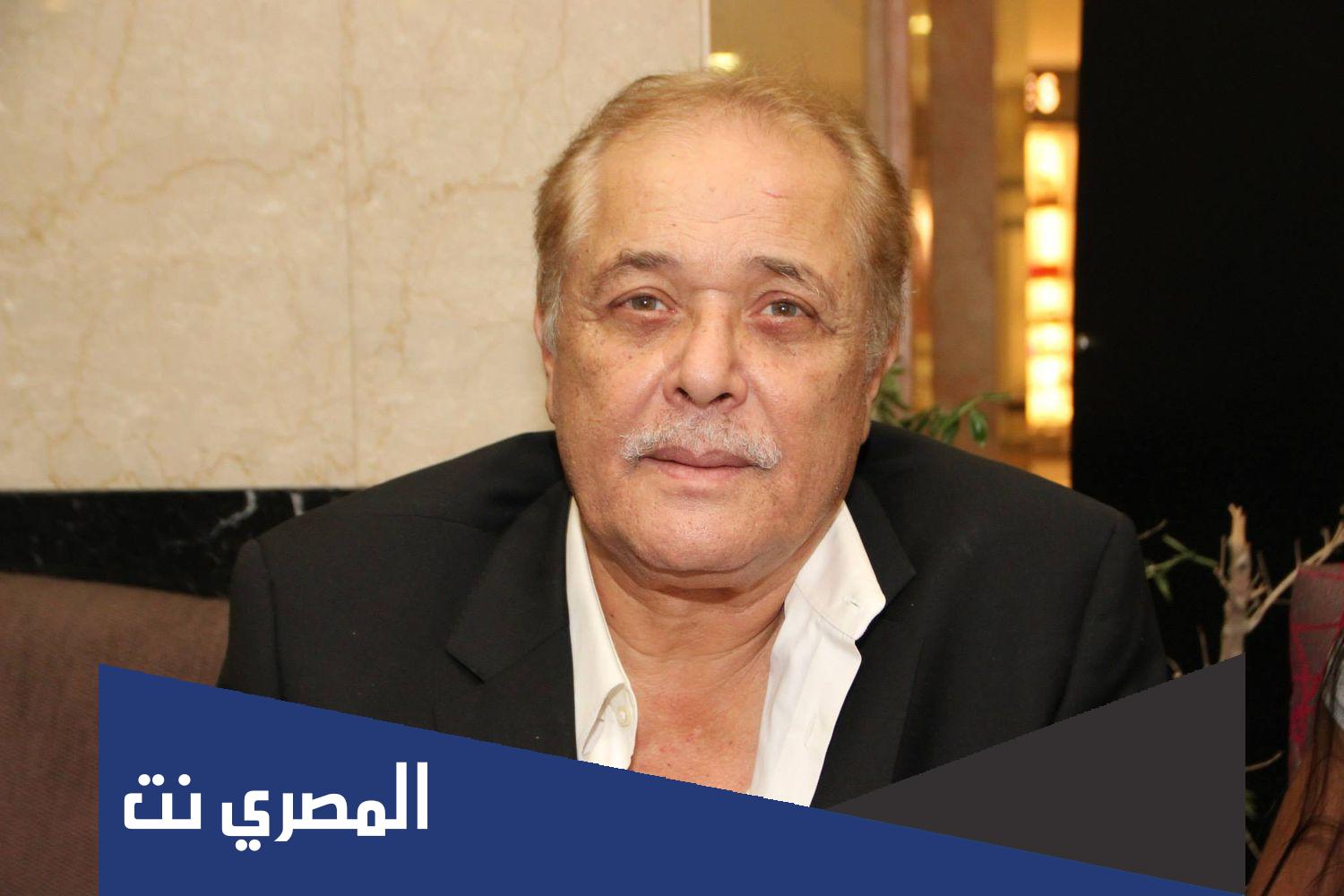 من هو محمود عبد العزيز ويكيبيديا