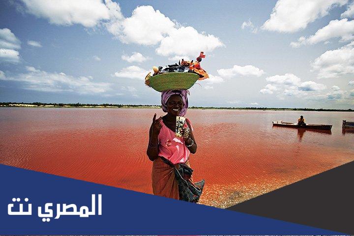 في أي قارة تقع بحيرة ريتبا الوردية