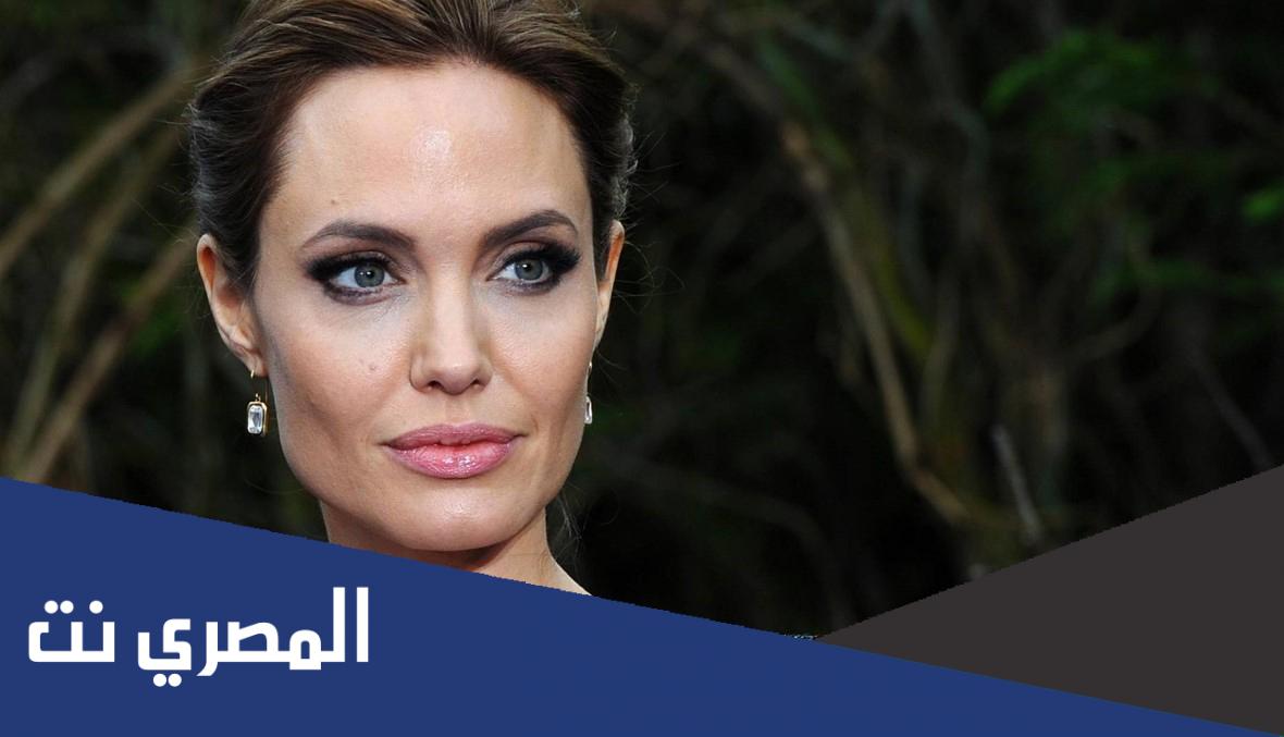 كم ثروة انجلينا جولي 2022