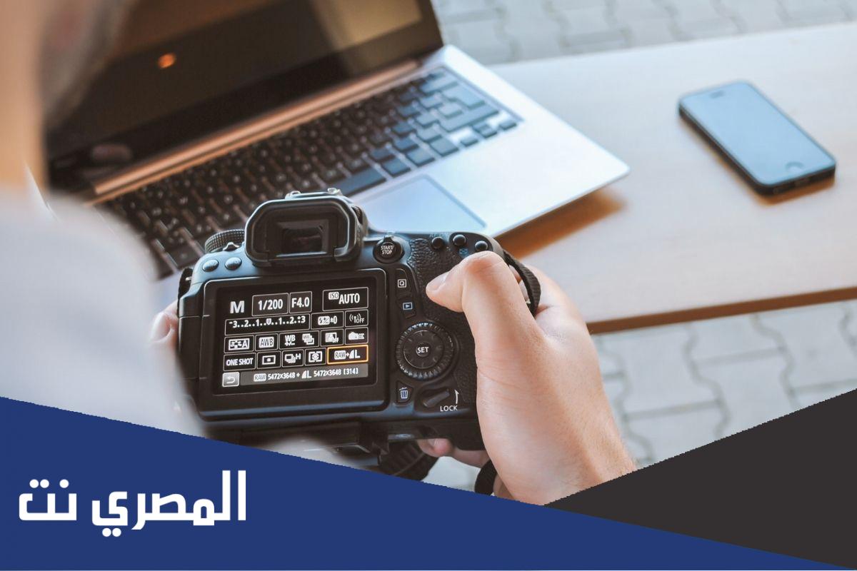 من الشخص الذي ينوب عن الممثل الاصلي ؟