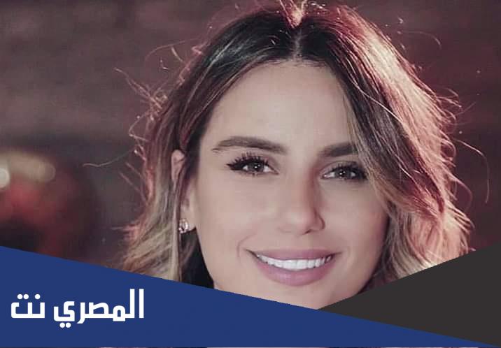 من هو زوج أيه خياط
