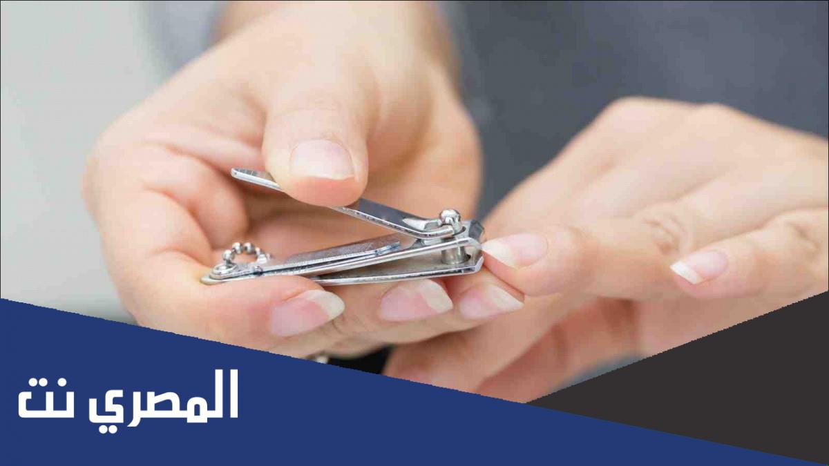 ما حكم قص الاظافر في نهار رمضان