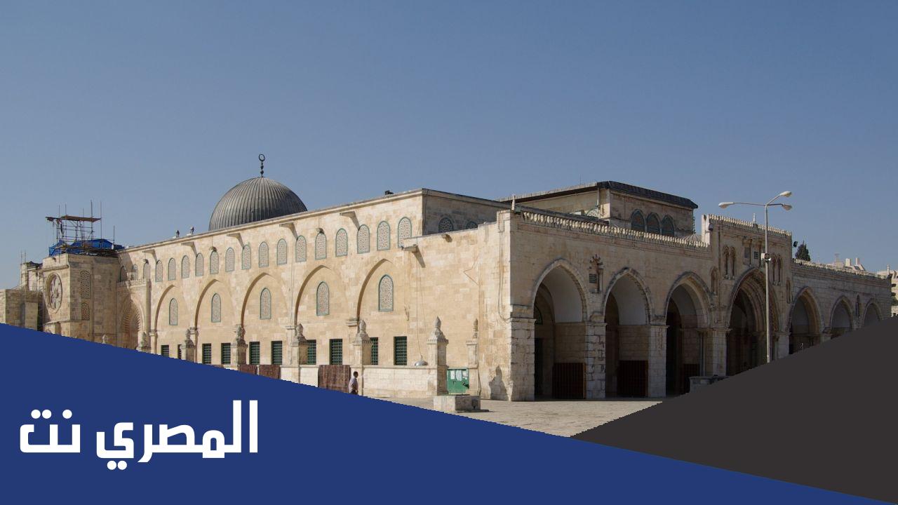 في اي صلاة تم تغيير القبلة