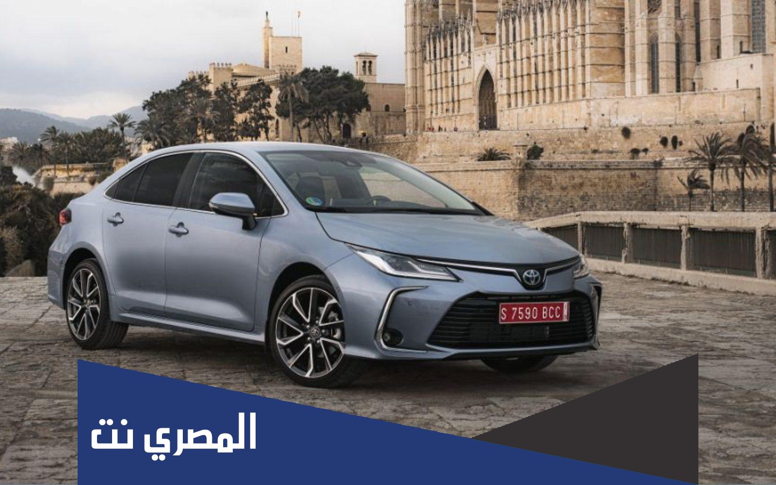كم عدد فئات تويوتا كورولا 2022