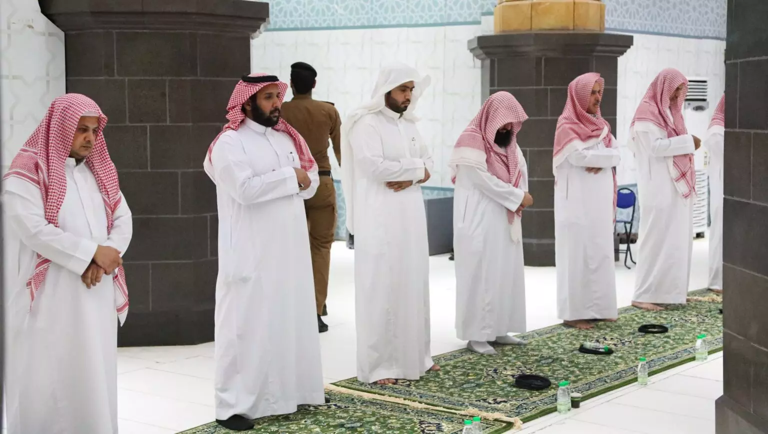 موعد صلاة قيام الليل في الحرم المكي 2022