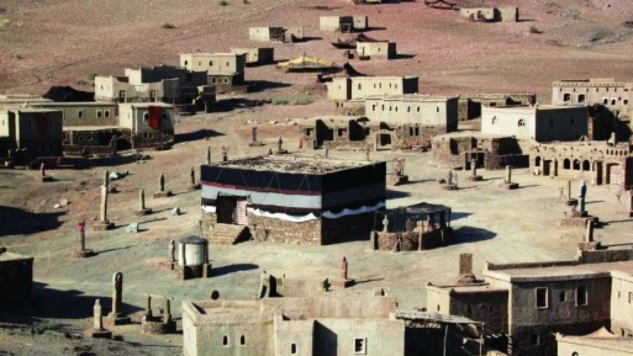 من هو اول من نقض العهد مع رسول