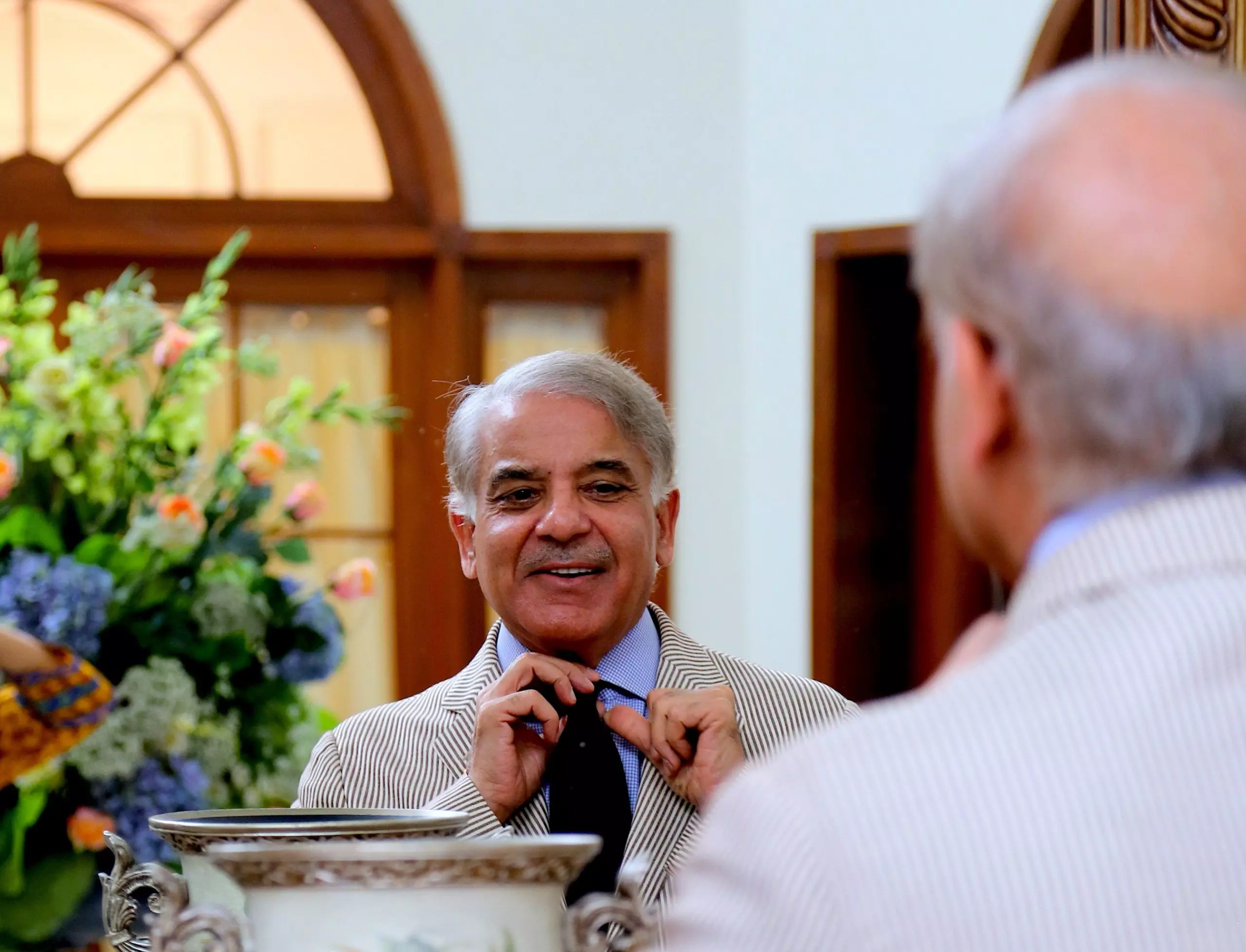 من هو شهباز شريف السيرة الذاتية