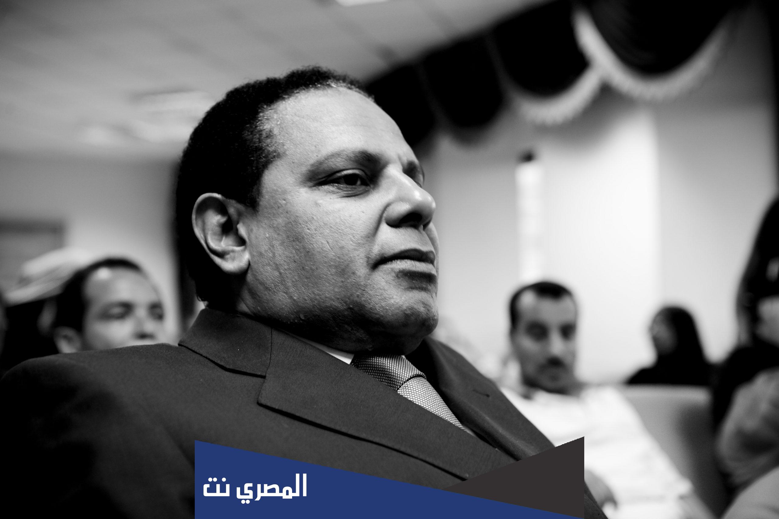 من هو مؤلف رواية نادي السيارات