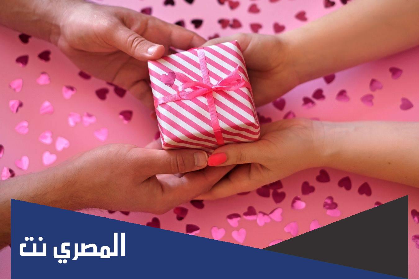 أفكار هدايا العيد للرجال والنساء والأطفال 2022 ونصائح