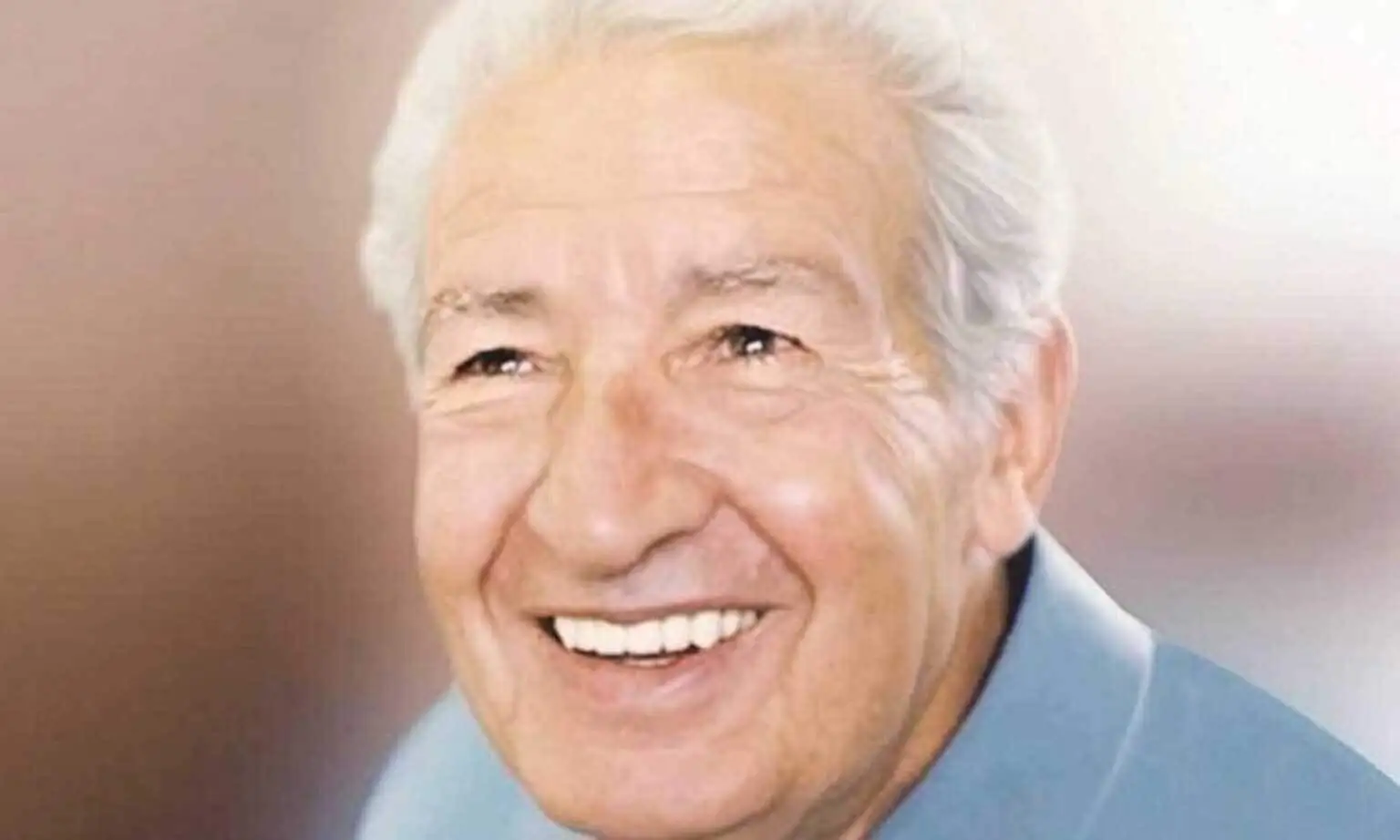 من هو صاحب قصة القط اصله اسد