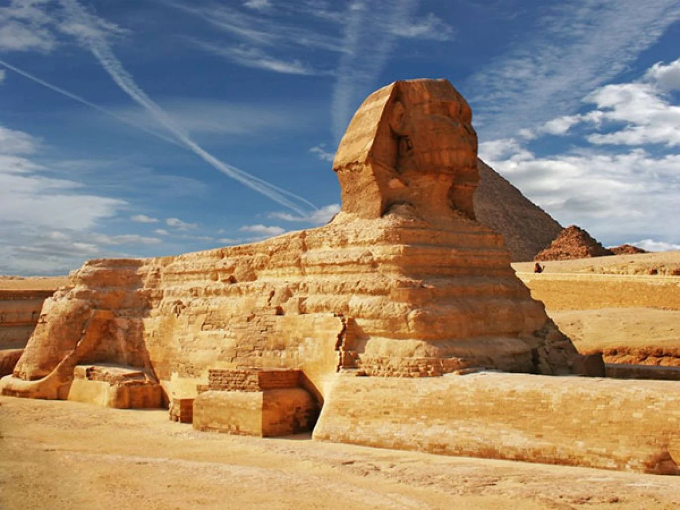 على ماذا يدل إغلاق ابو الهول عينه