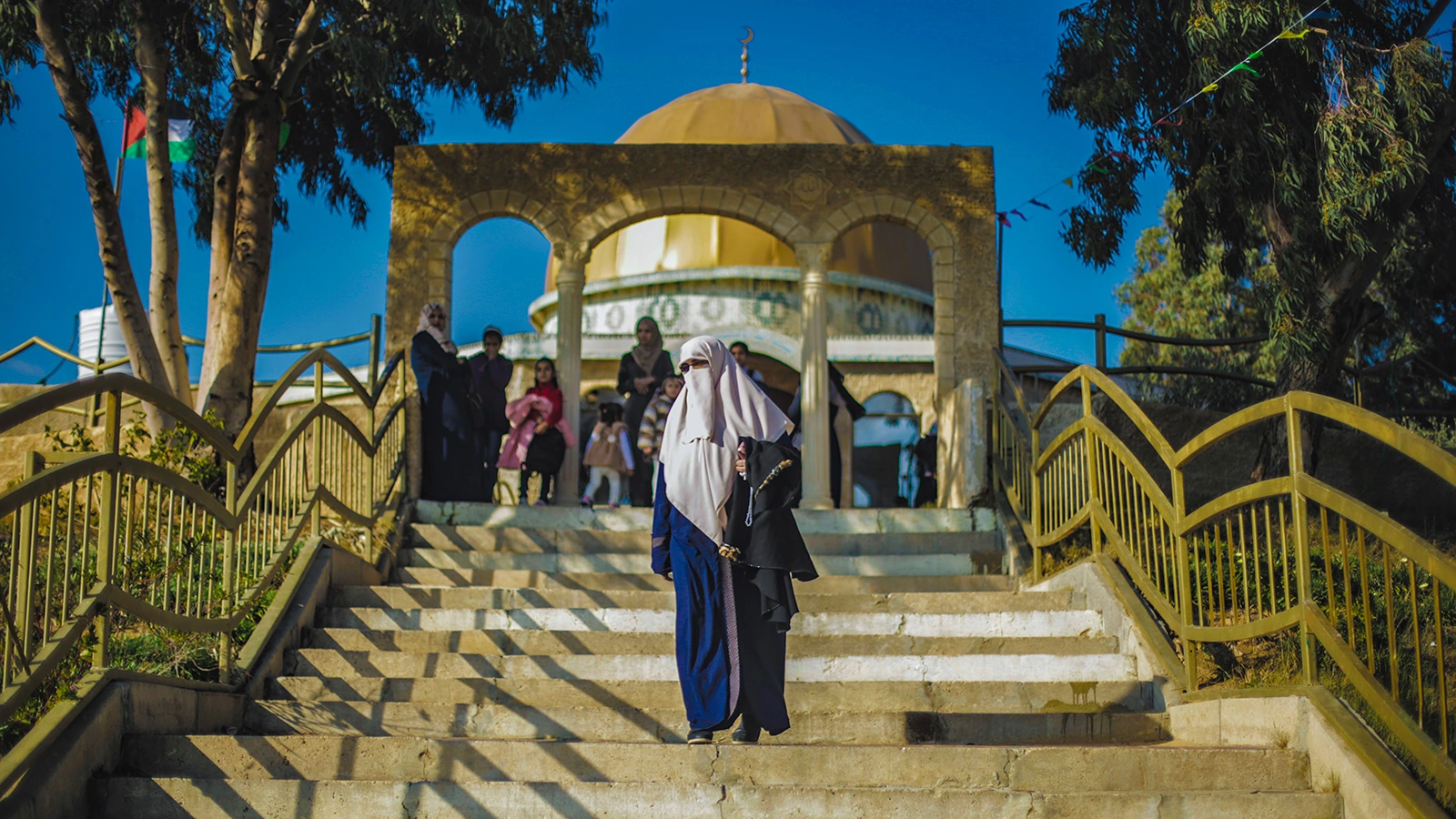 قصيدة اتظن انك عندما احرقتني كاملة مكتوبة