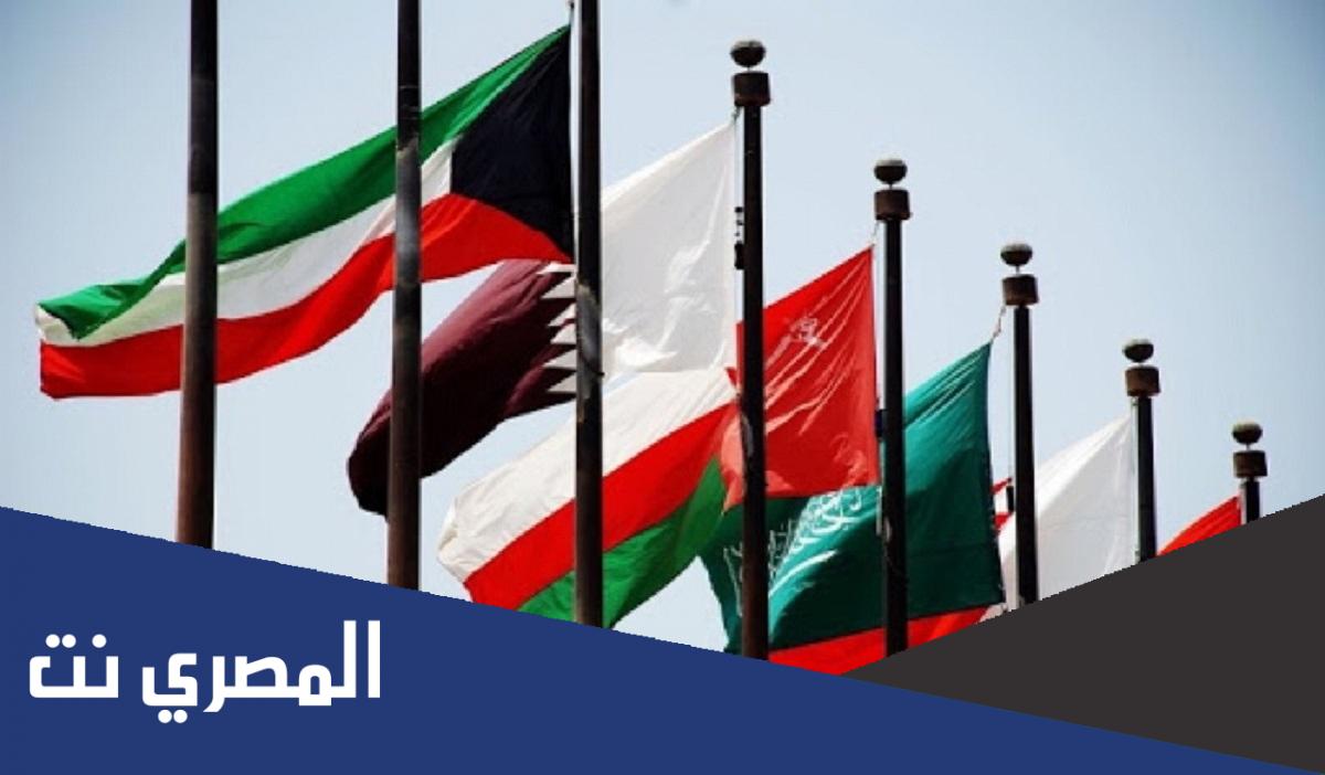 ما معنى تنكيس الاعلام