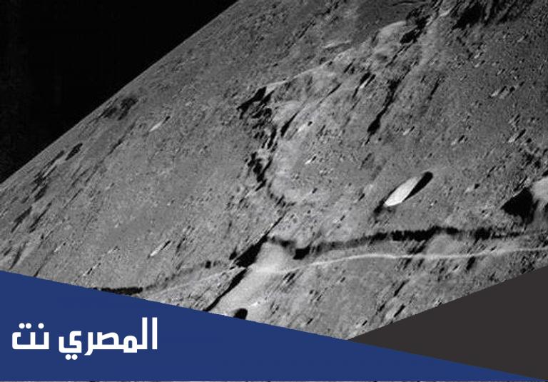 هل انشق القمر فعلا