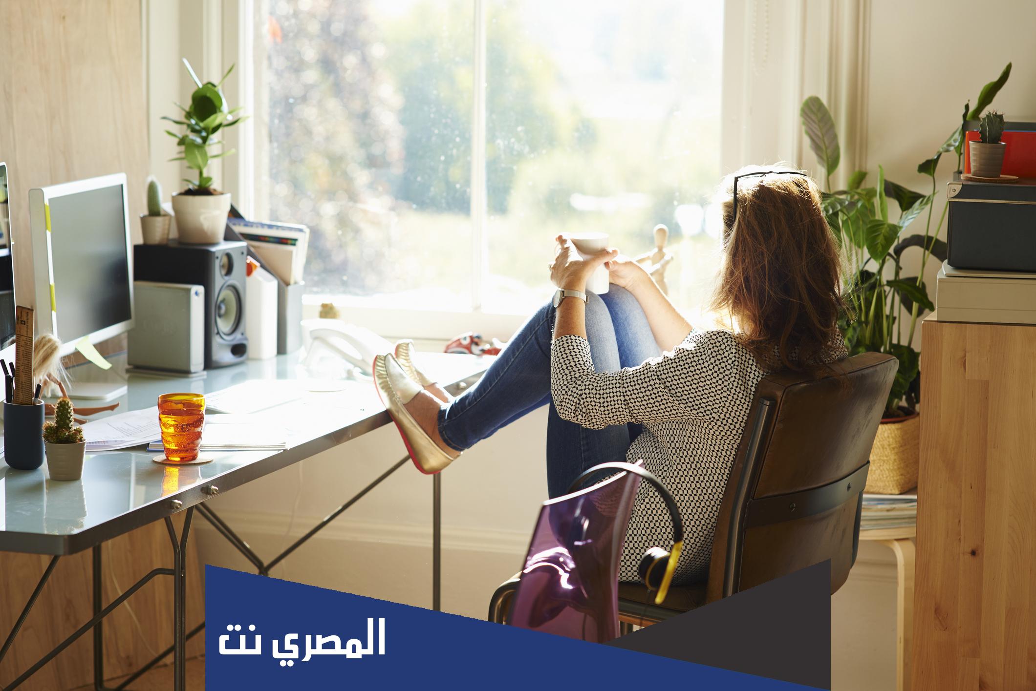 هل صحيح عدم قدرتك على اخراج شخص من تفكيرك هو ان الشخص ذاته يفكر فيك