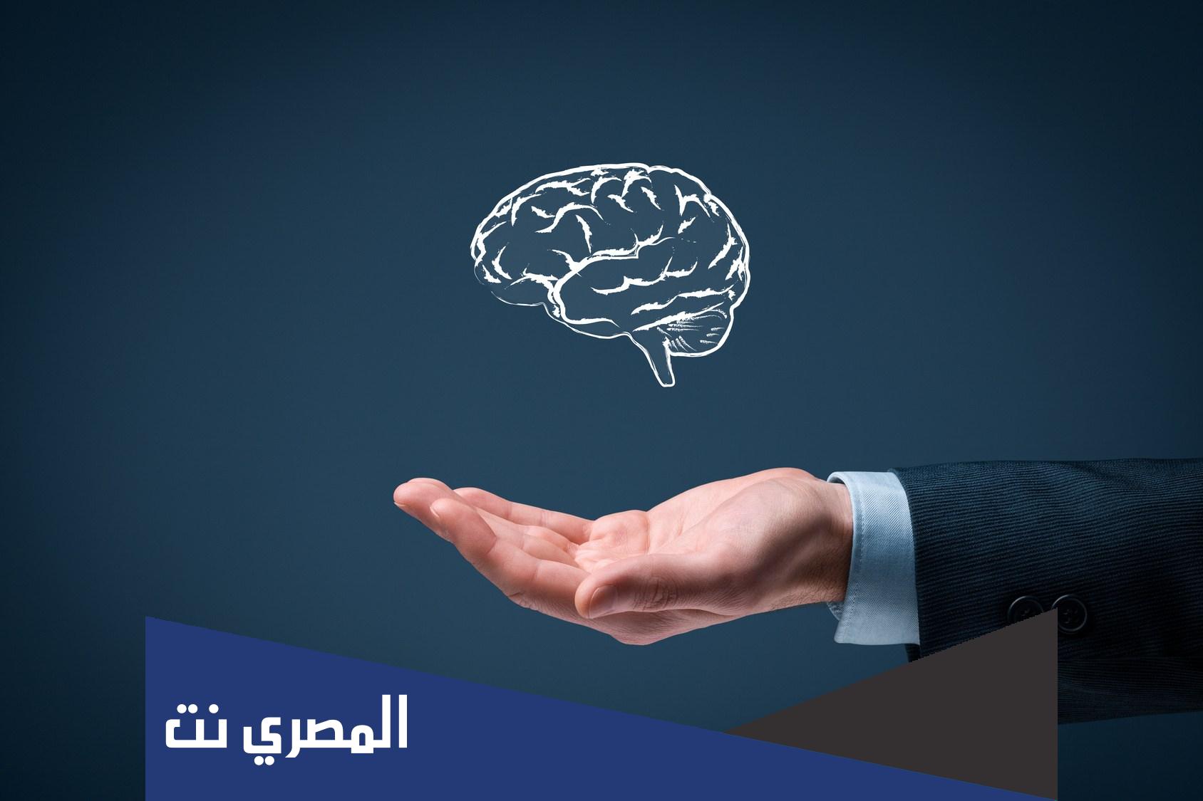 اثقل حمل يحمله الانسان هو ما يدور في راسه