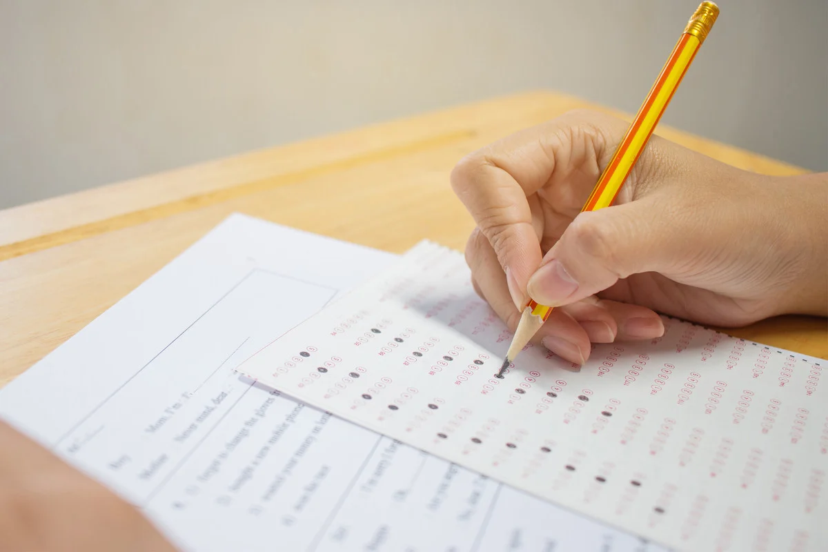 اذاعة مدرسية عن الاختبارات كاملة الفقرات