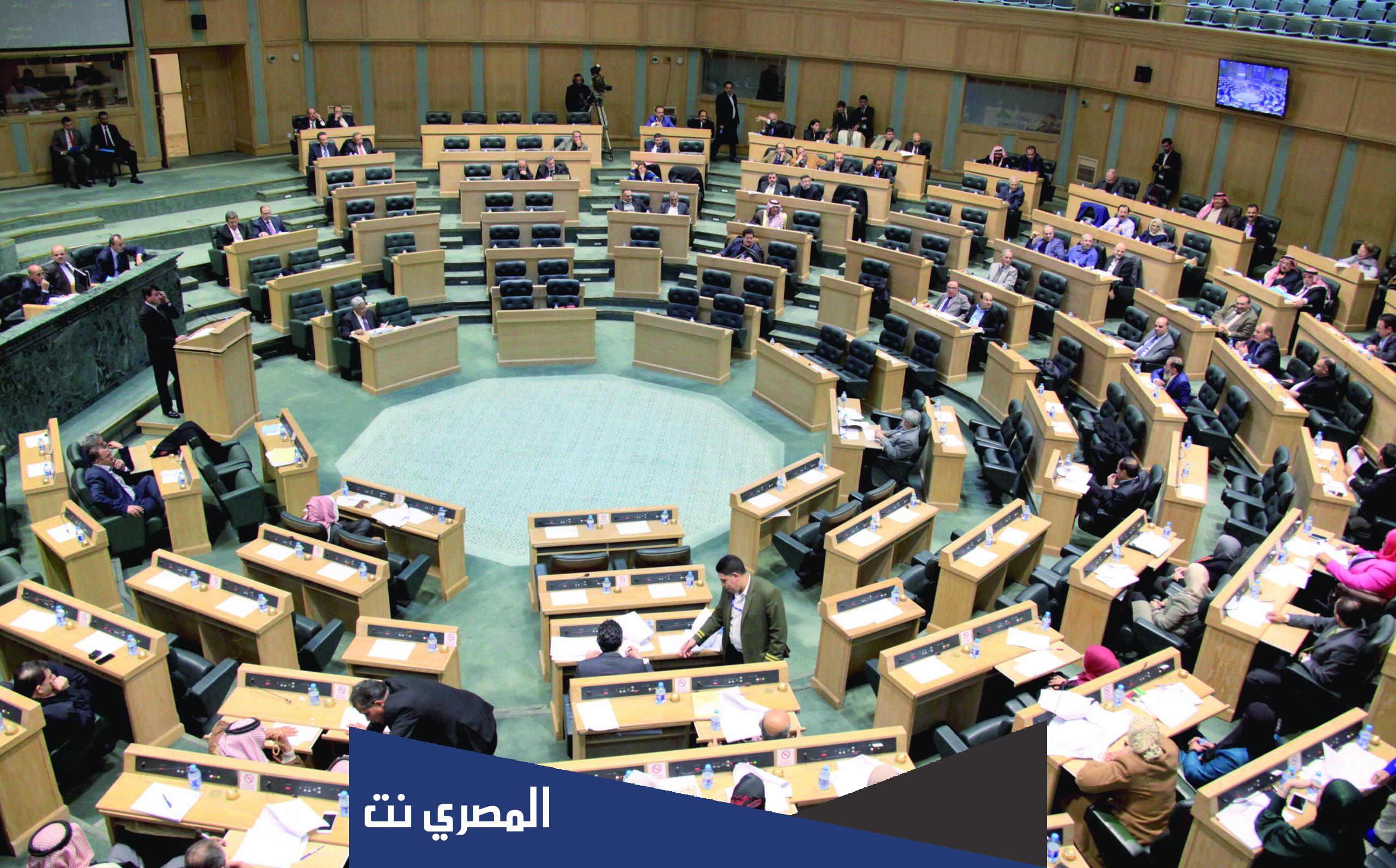 ما الإجراءات التشريعية لأي قانون داخل مجلس الأمة