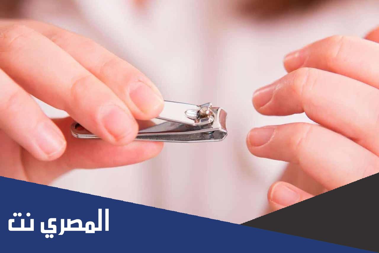 متى يمتنع الحاج عن قص الشعر والاظافر ؟
