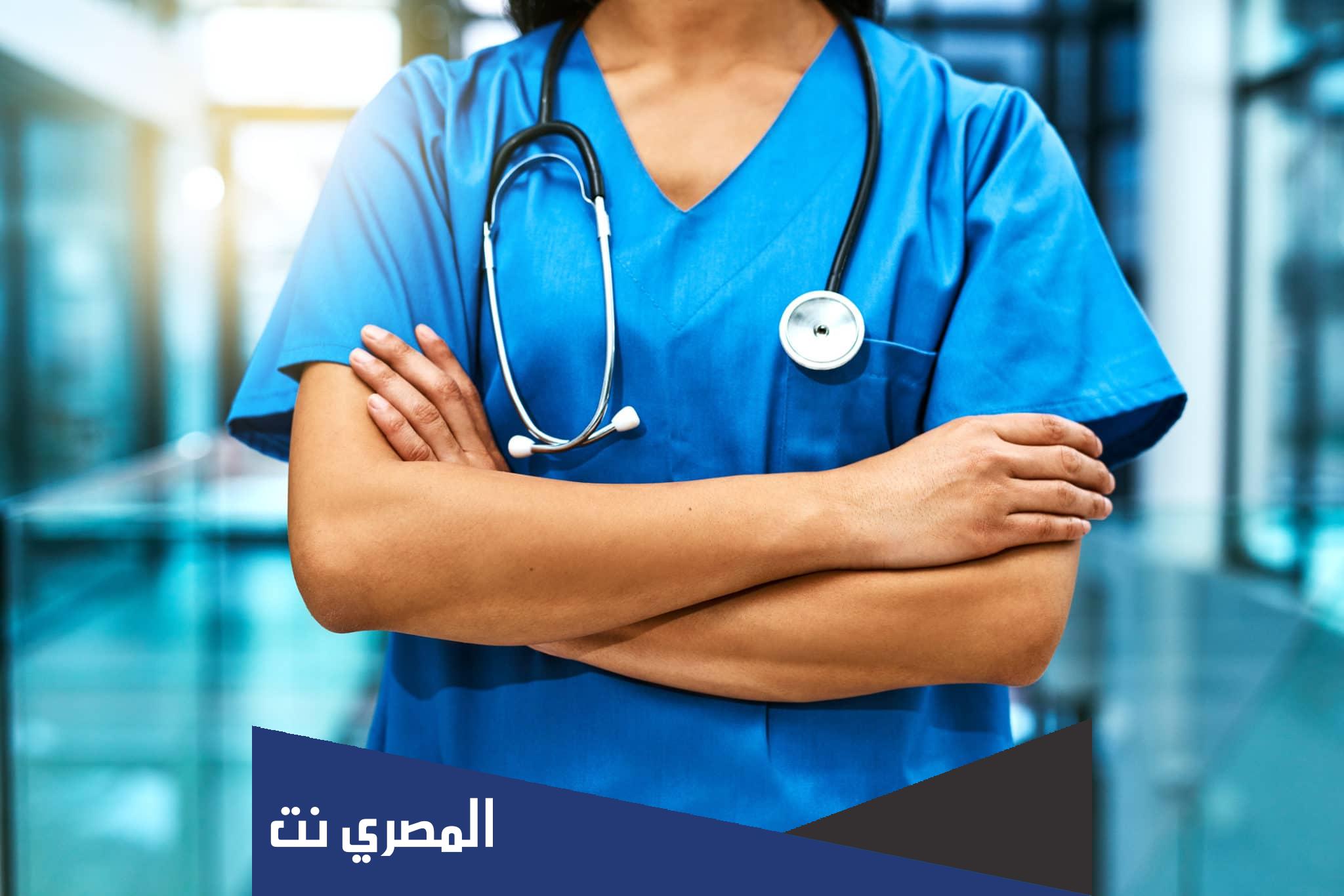 من هي اول امراه حازت على لقب طبيب ؟
