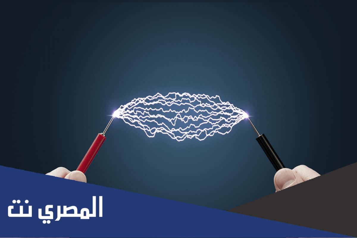 النقطة التي ينعدم فيها المجال الكهربي