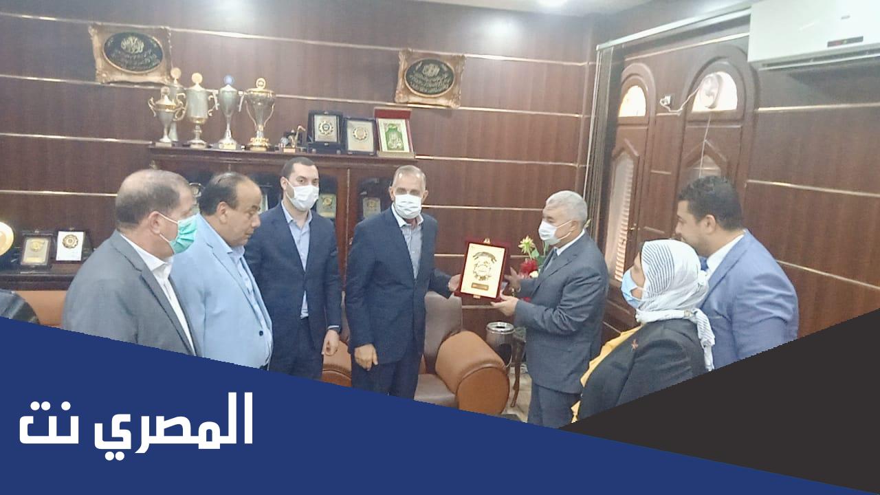 من هو اللواء خالد العزب