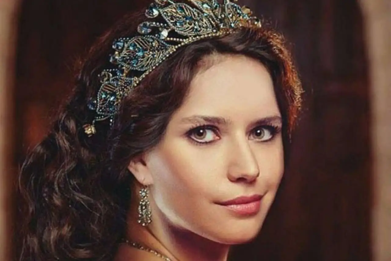 من هي السلطانة كوسم ويكيبيديا