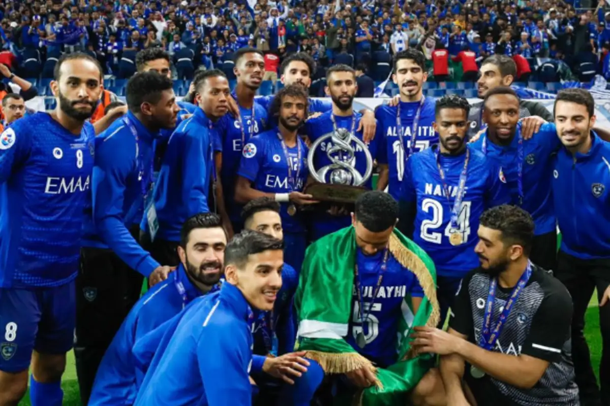 كم عدد بطولات الهلال السعودي