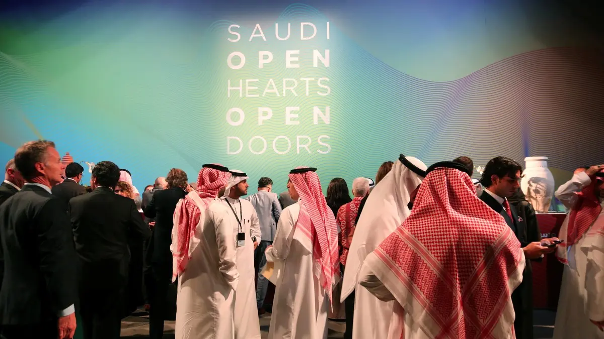 السعودية تسمح لجميع حاملي التأشيرات بأداء العمرة التفاصيل