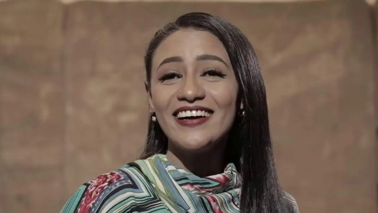 الفنانة السودانية منى مجدي ويكيبيديا