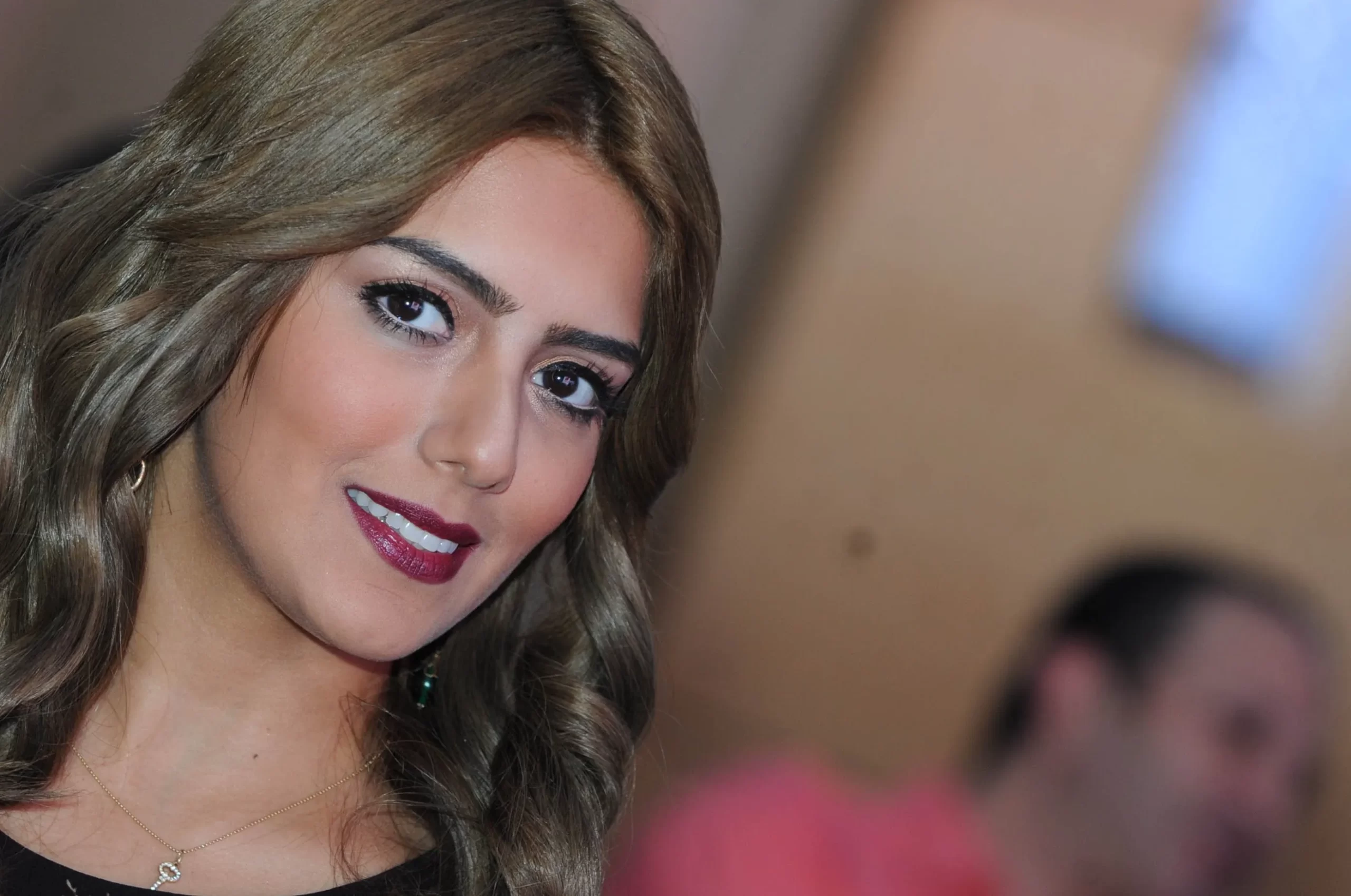 القبض على ممثله في مطار الكويت