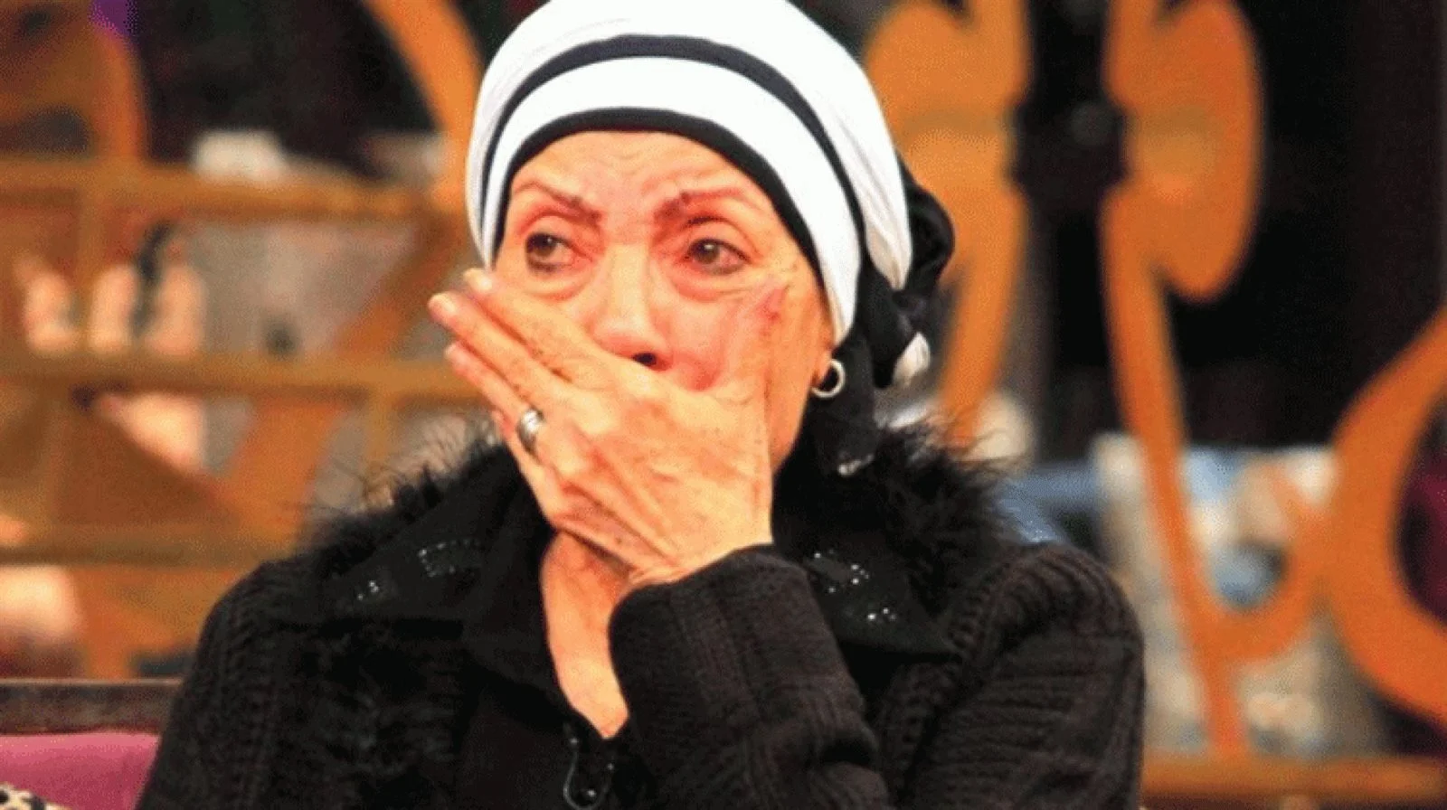 حقيقة وفاة نجل الفنانة رجاء حسين