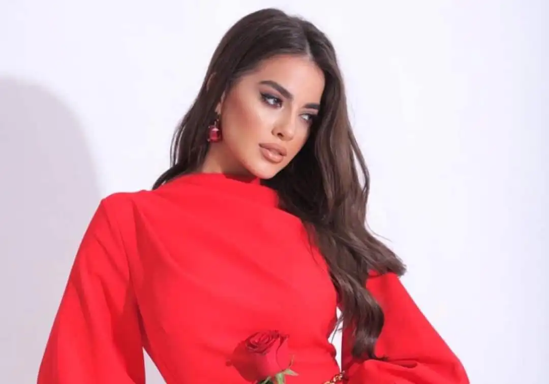 مايا ابو الحسن الوصيفة الاولى فيس بوك
