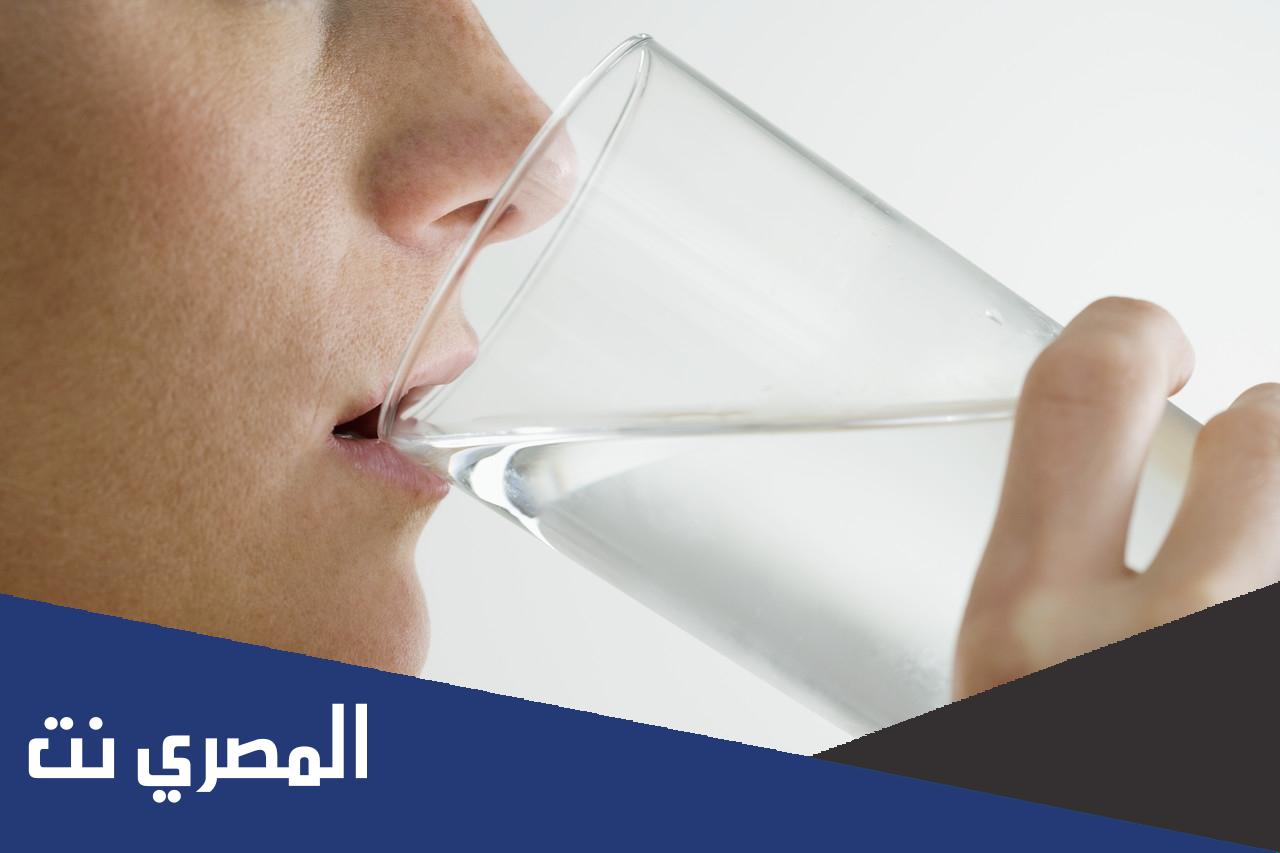 من شرب الماء وهو صائم في غير رمضان