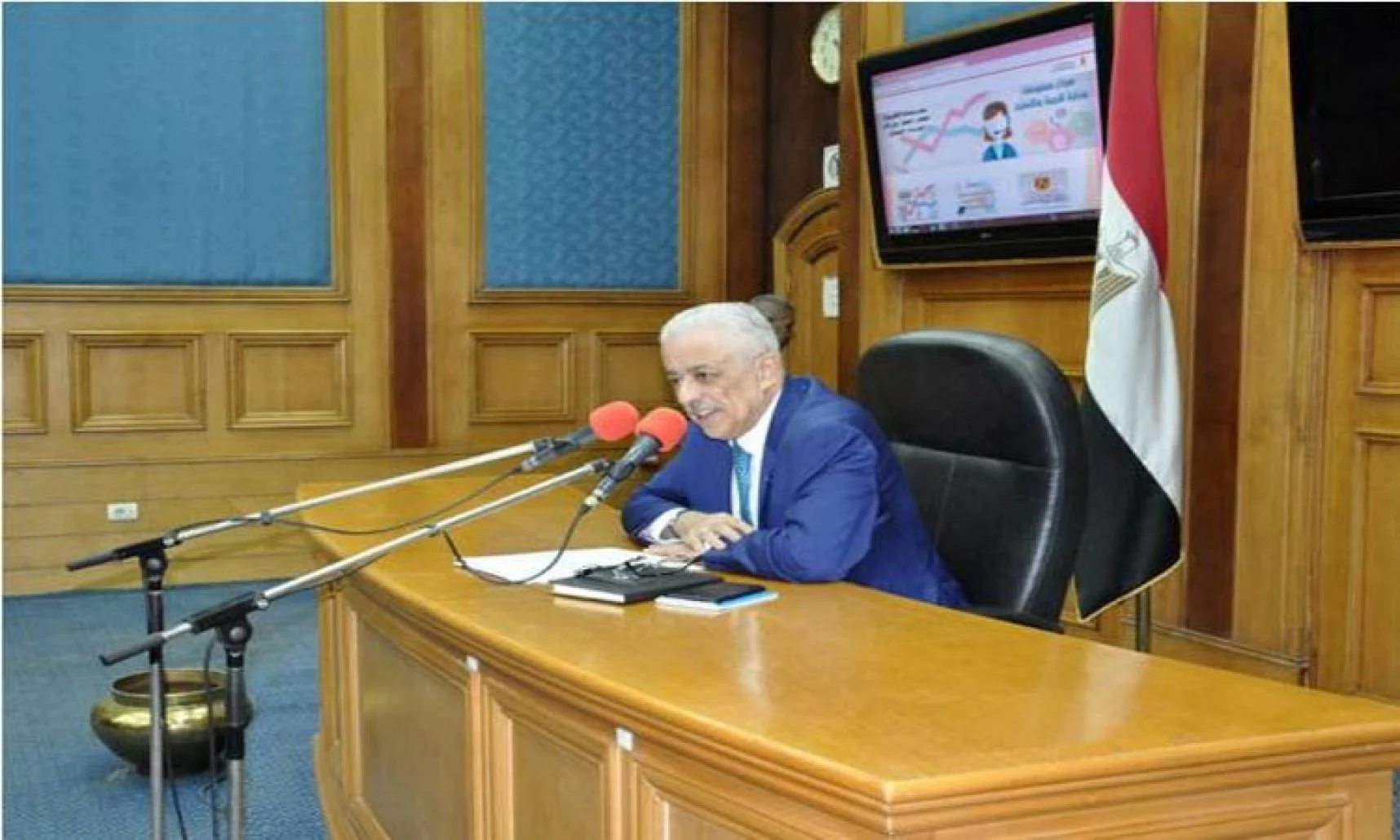 هل طارق شوقي استقال