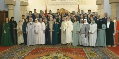 ما هو وسام العرش الذي وشح به ملك المغرب أسود الأطلس
