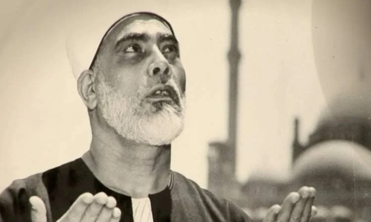 من هو اول من سجل المصحف مرتل الاذاعة المصريه