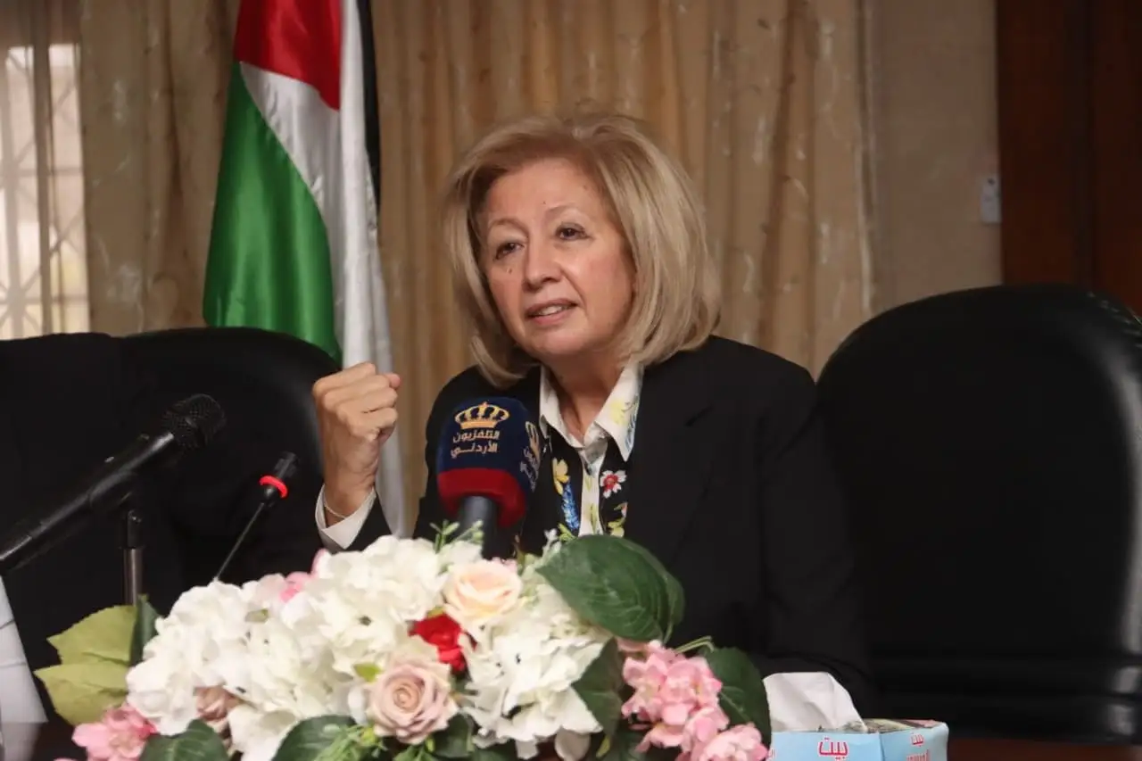 من هي هيفاء النجار