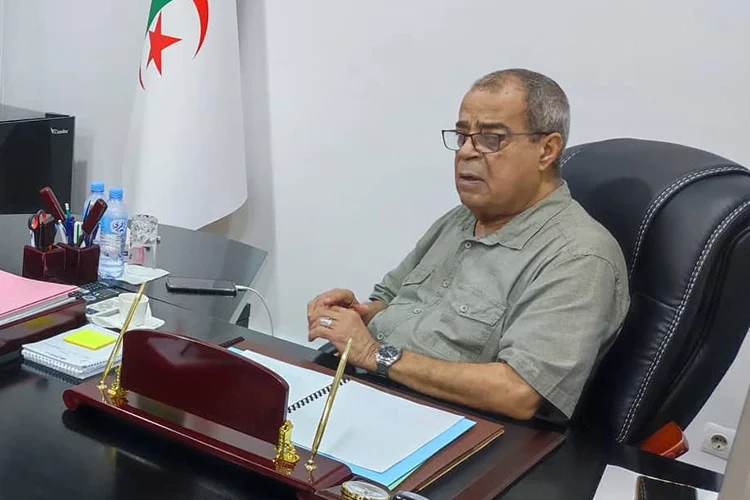 من هو علي عون ويكيبيديا