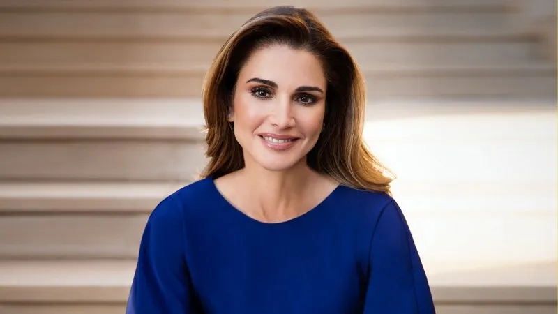 من هي دينا اخت الملكة رانيا