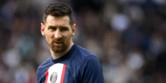 سبب ايقاف ميسي من باريس سان جيرمان