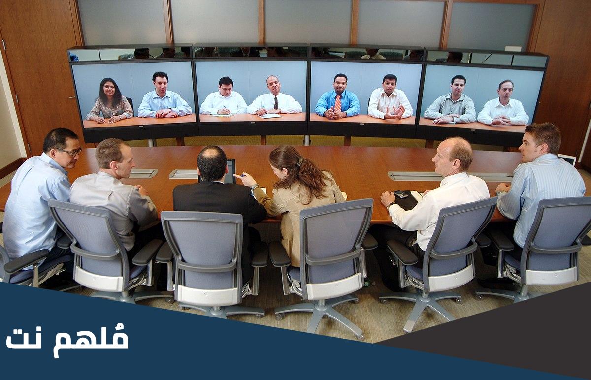 في أي عام تم نشر الصوت و الفيديو عن طريق الإنترنت