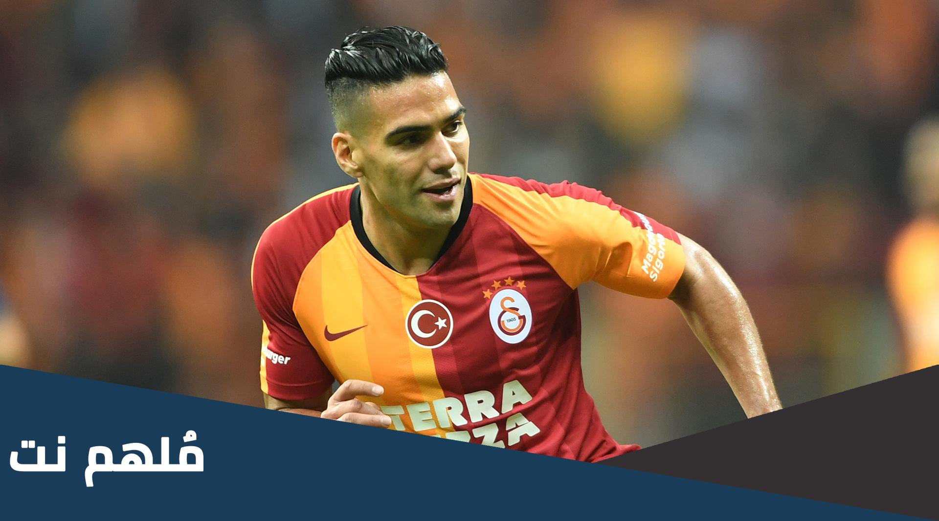 لاعب كرة قدم كولومبي لعبة كلمات متقاطعة