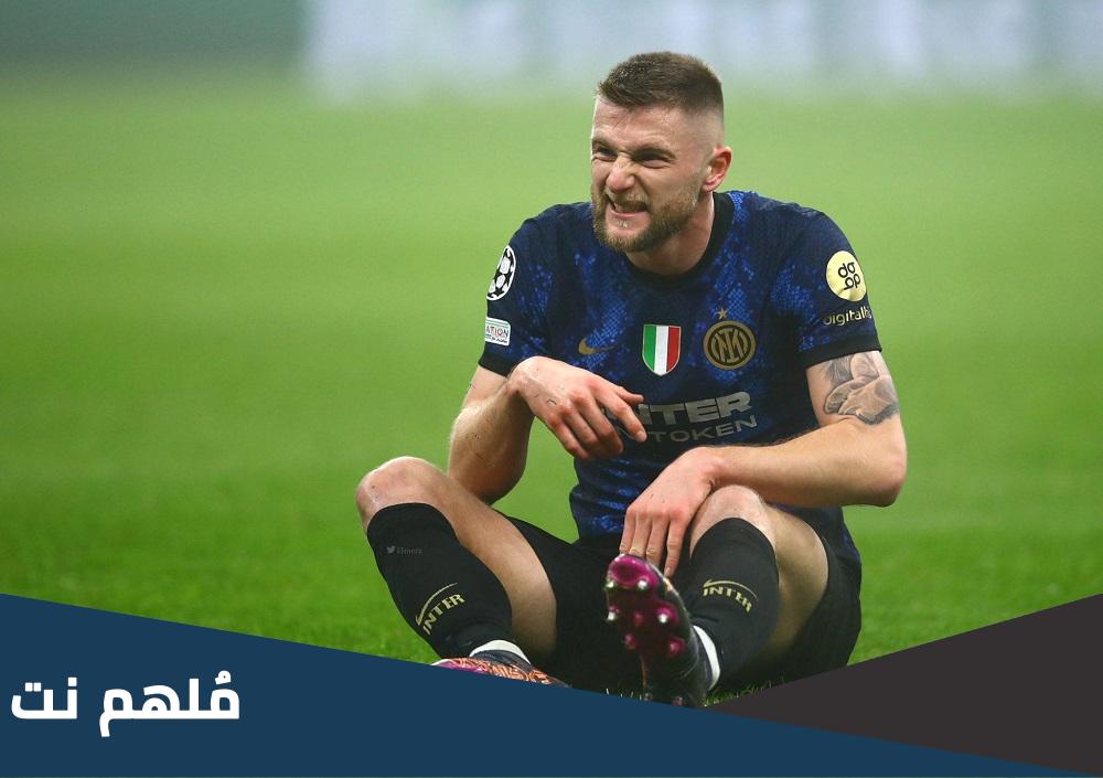 معنى كلمة الرجل في الملعب دفاع